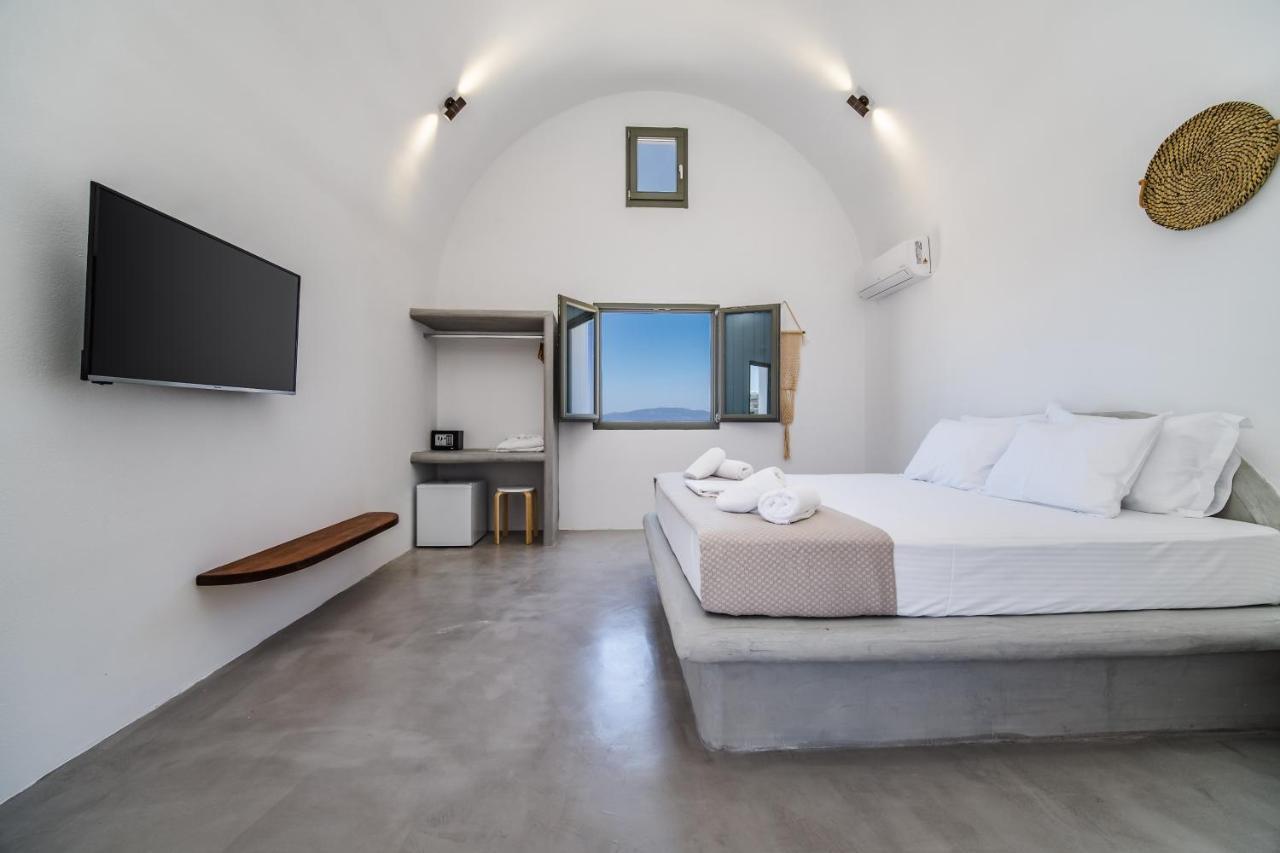 Amethyst Luxury Suites Oia Екстериор снимка