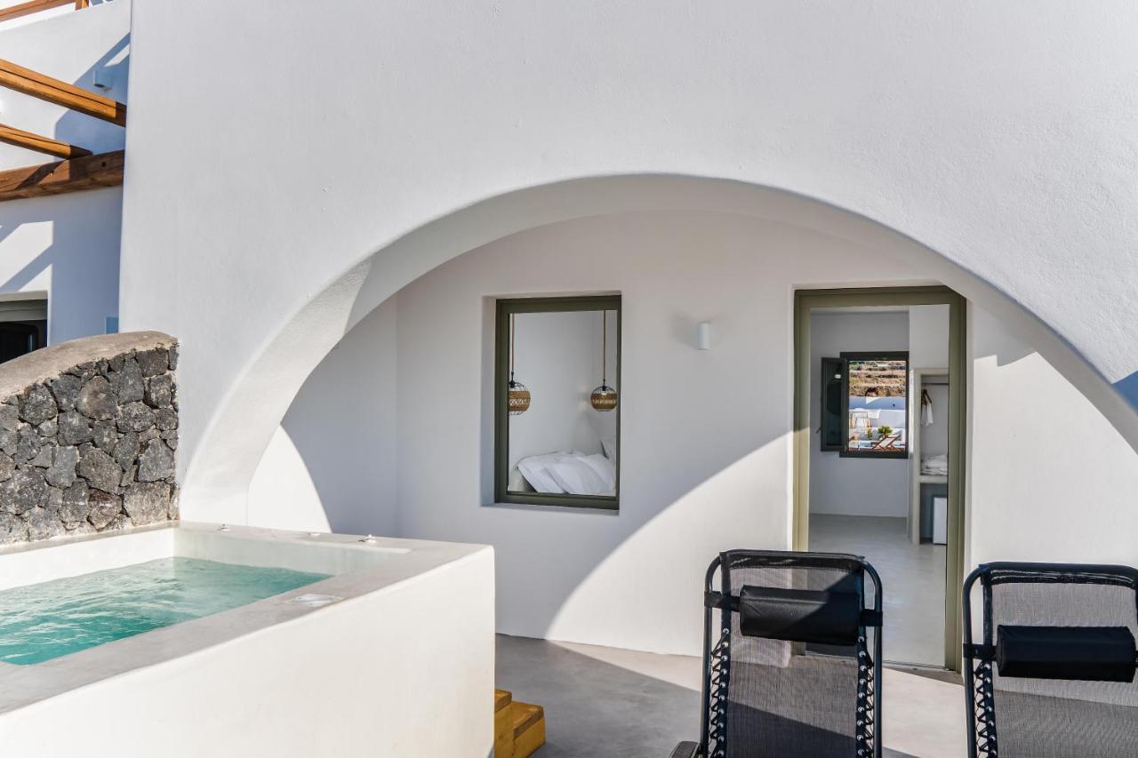 Amethyst Luxury Suites Oia Екстериор снимка