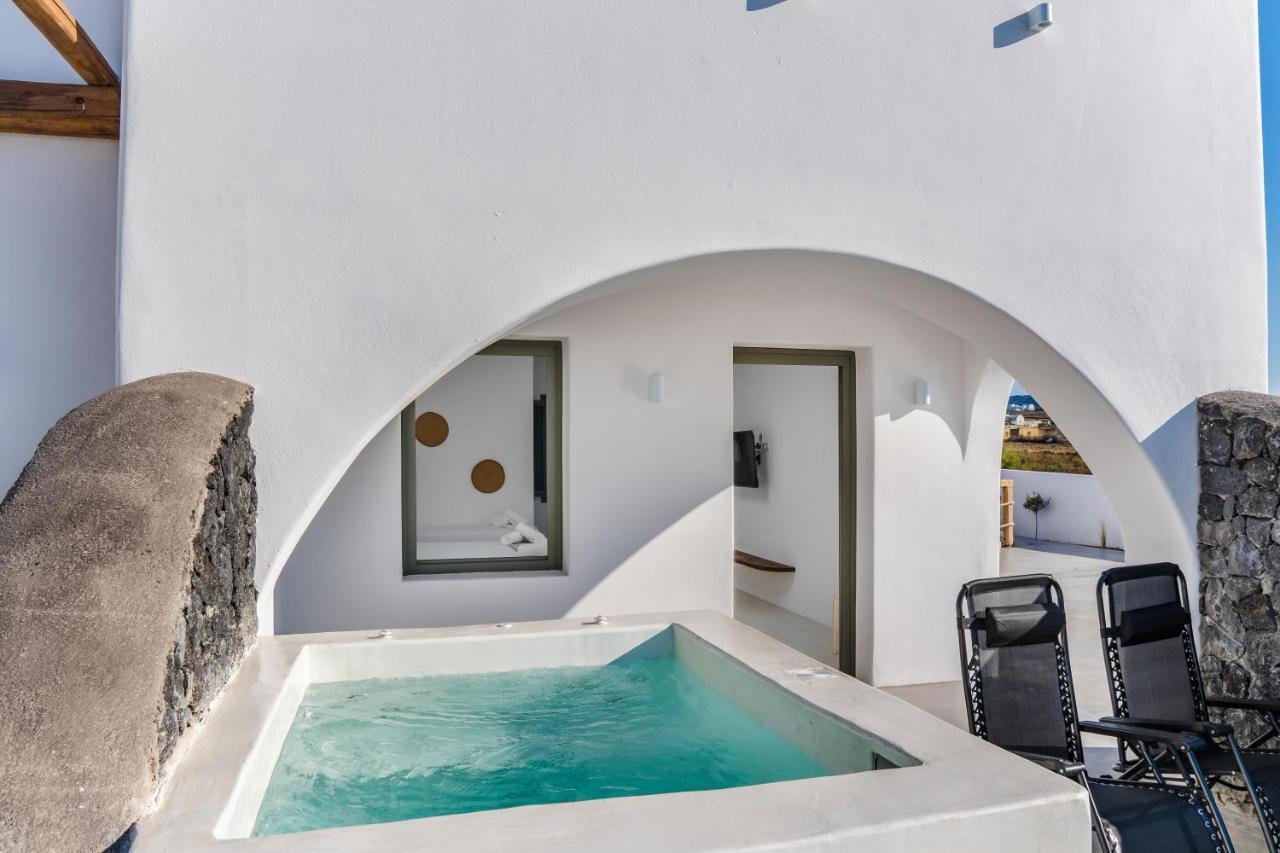 Amethyst Luxury Suites Oia Екстериор снимка