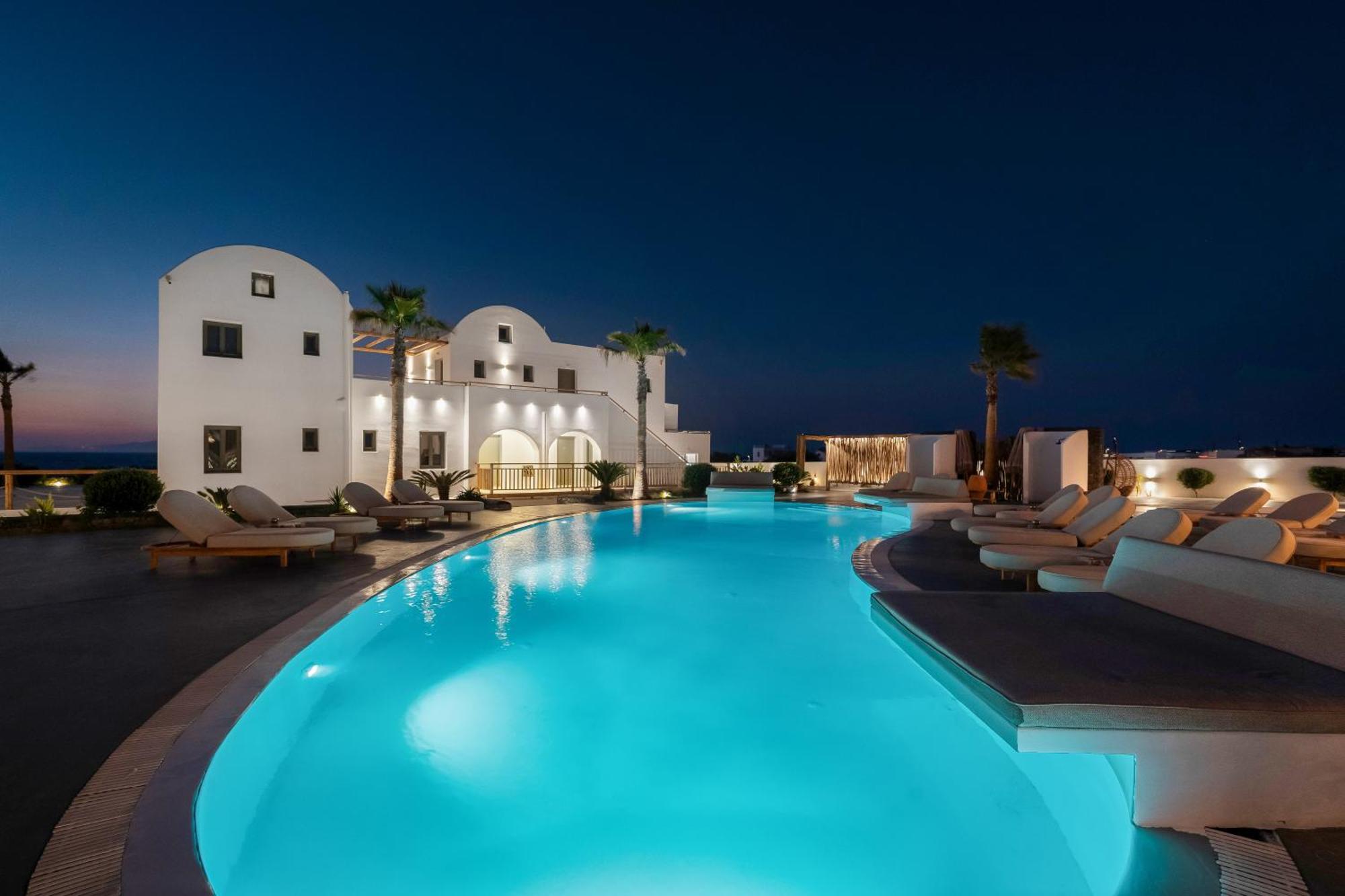 Amethyst Luxury Suites Oia Екстериор снимка