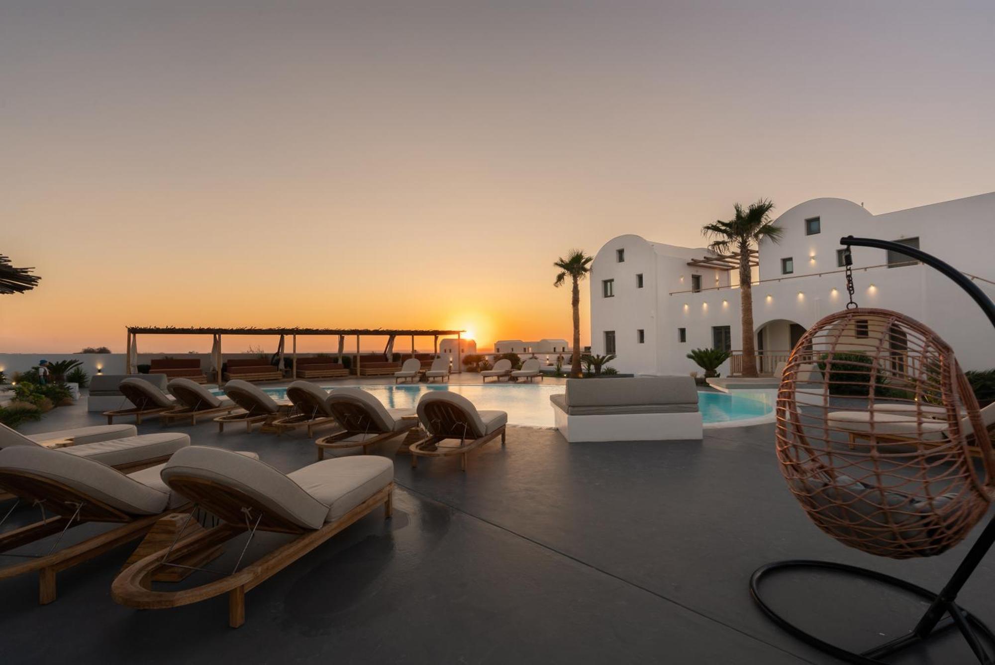 Amethyst Luxury Suites Oia Екстериор снимка