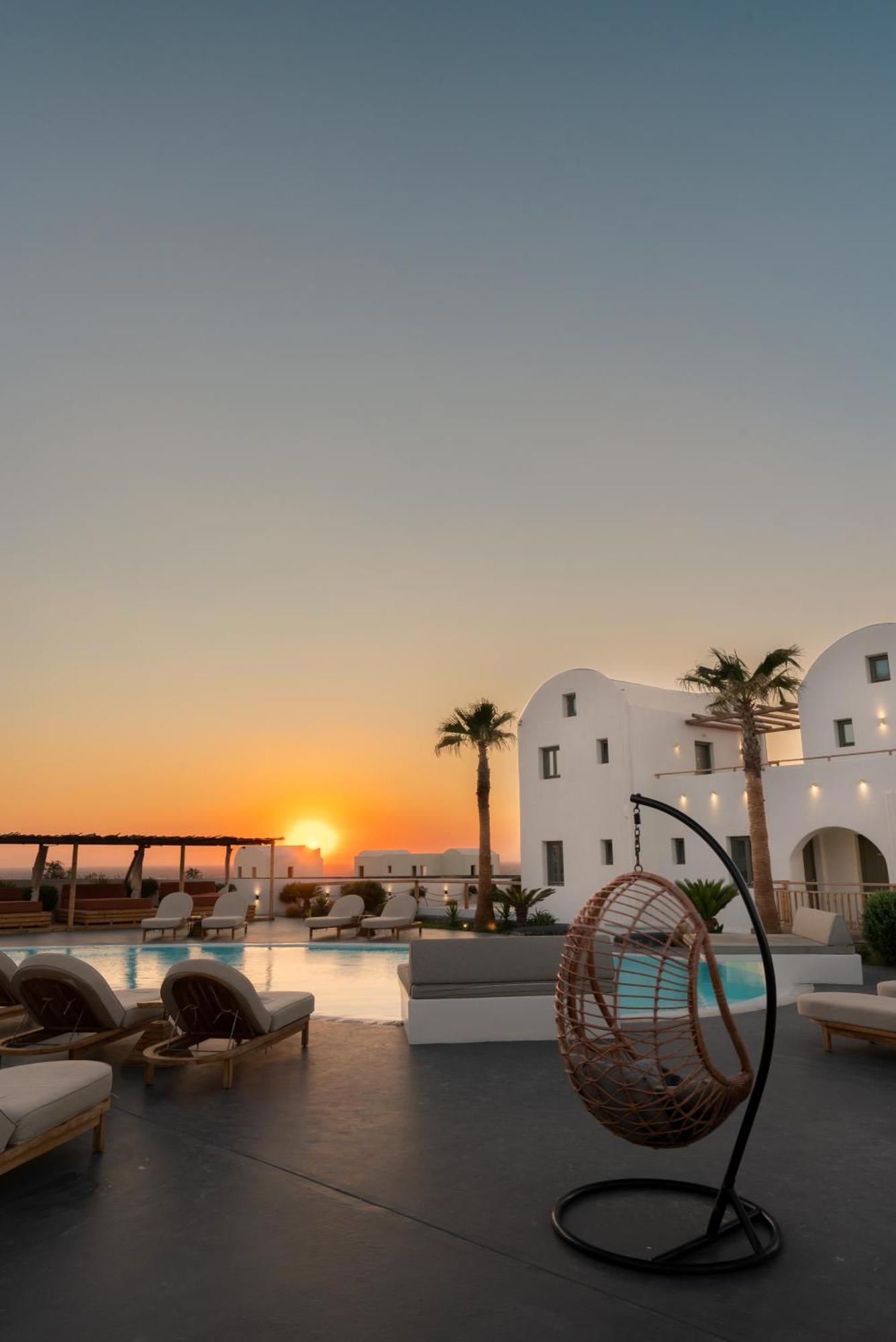 Amethyst Luxury Suites Oia Екстериор снимка