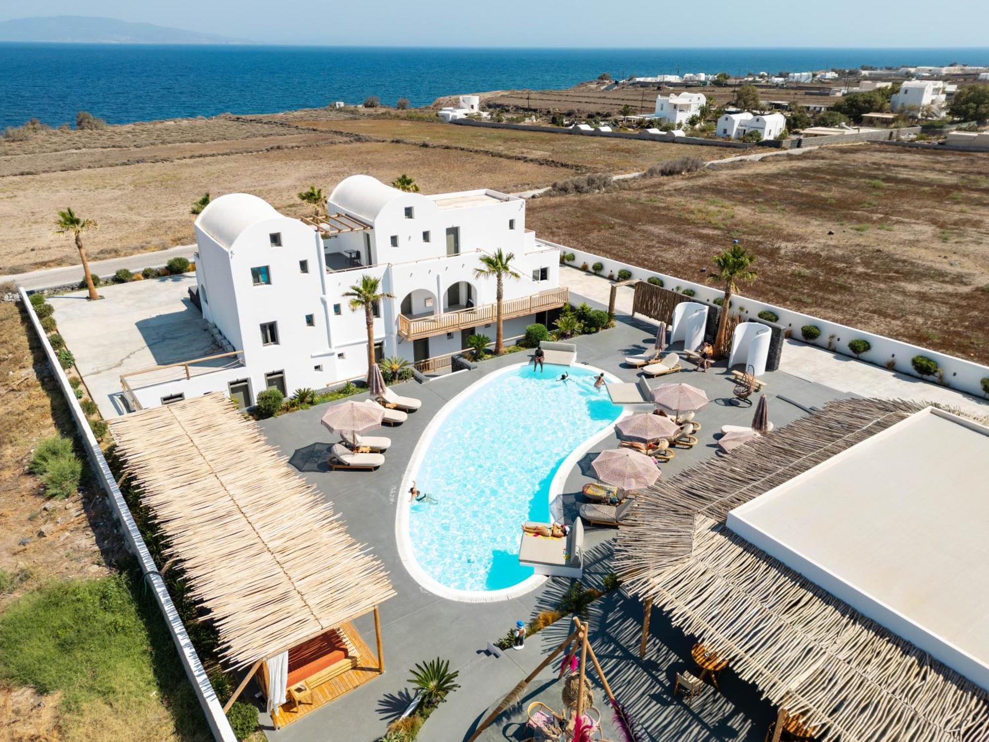 Amethyst Luxury Suites Oia Екстериор снимка