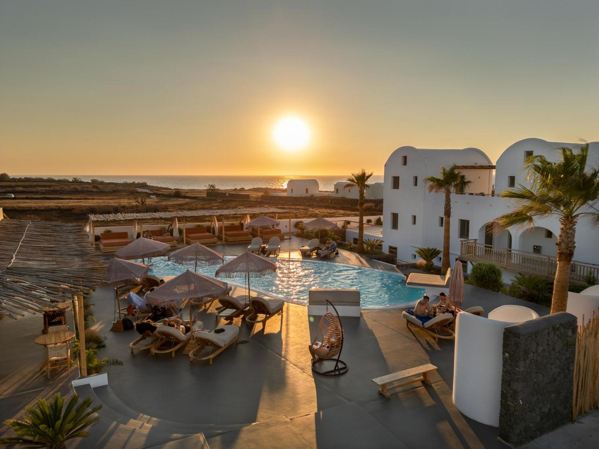 Amethyst Luxury Suites Oia Екстериор снимка
